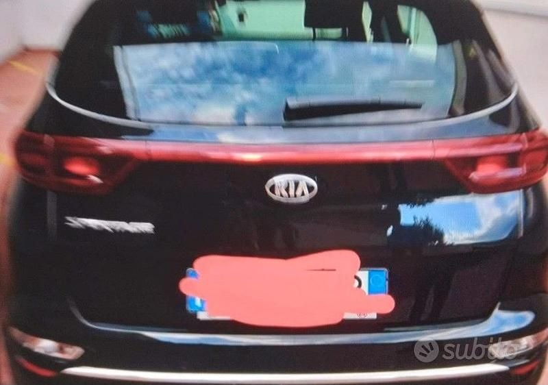 Usata Kia Sportage 115 CV (84 kW) 2019 Nero SUV