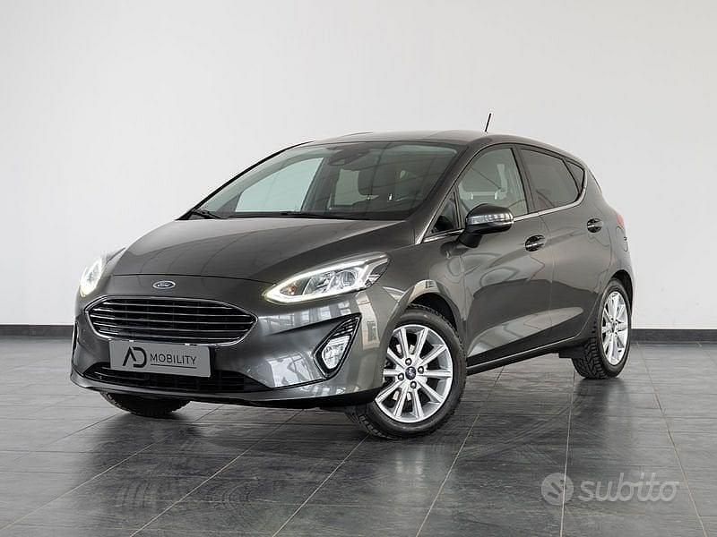 Usata Ford Fiesta Titanium 75 CV (55 kW) 2020 Grigio Berlina