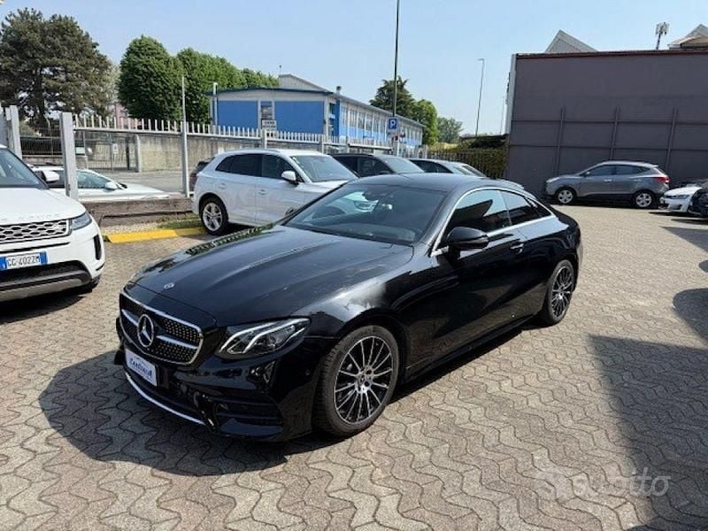 Usata Mercedes E220 Premium Plus 194 CV (142 kW) 2018 Nero Coupé