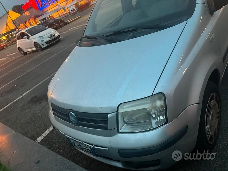 Usata Fiat Panda 77 CV (56 kW) 2007 Grigio Utilitaria