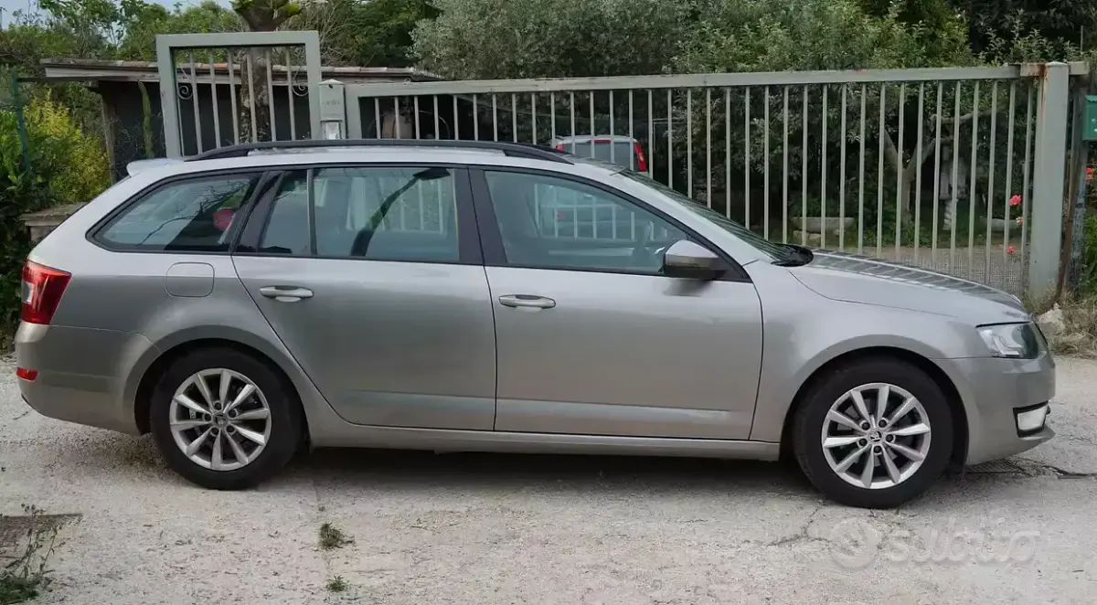 Usata Skoda Octavia Style 150 CV (110 kW) 2016 Beige Station wagon