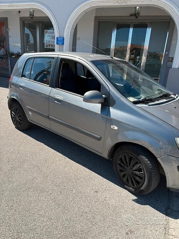 Usata Hyundai Getz 82 CV (60 kW) 2004 Grigio Utilitaria
