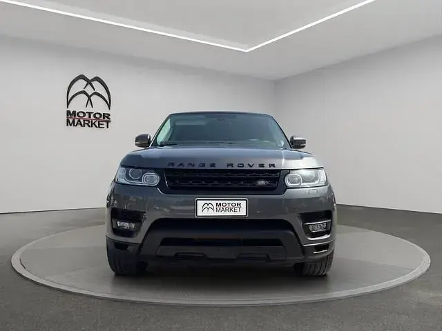 Usata Land Rover Range Rover HSE Dynamic 249 CV (183 kW) 2014 Nero / black SUV