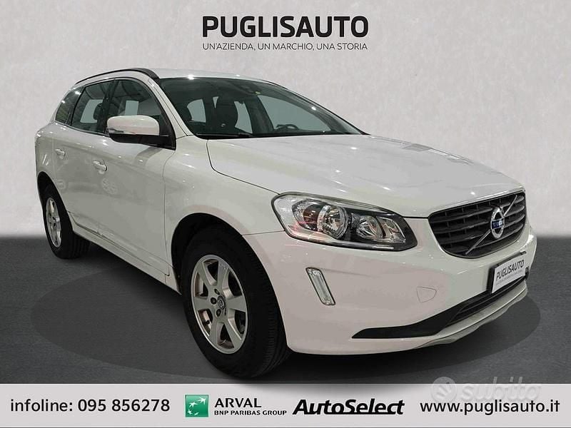 Usata Volvo XC60 Business Edition 150 CV (110 kW) 2016 Bianco SUV