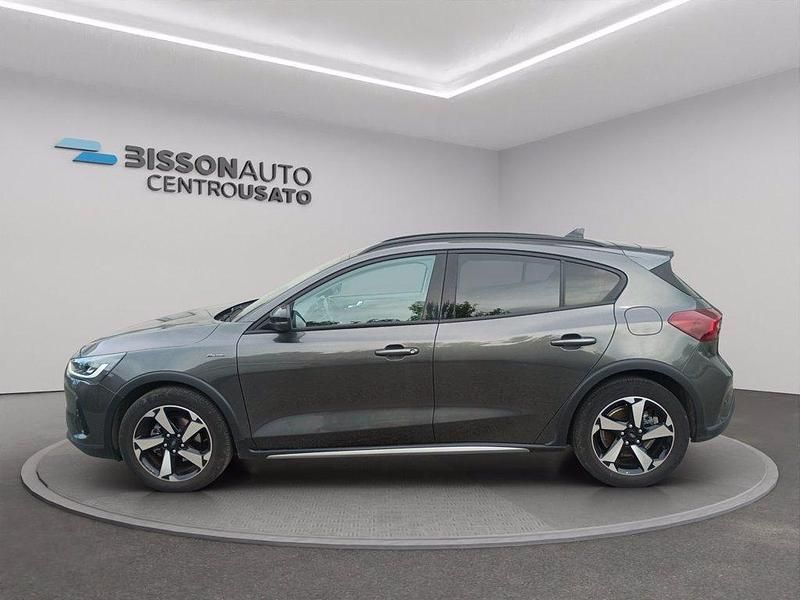 Usata Ford Focus Active 125 CV (91 kW) 2022 Grigio metallizzato Berlina