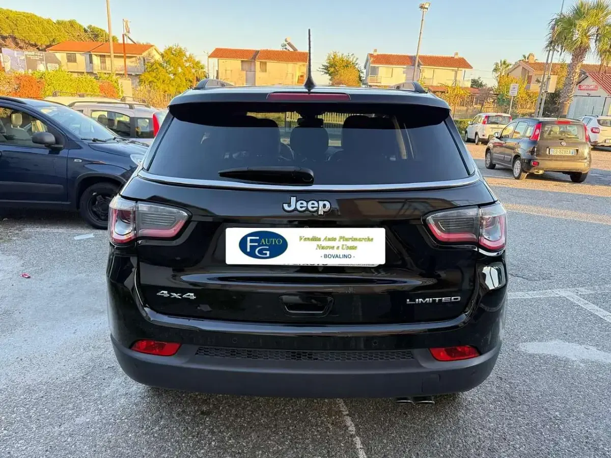 Usata Jeep Compass Limited 170 CV (125 kW) 2018 Nero SUV