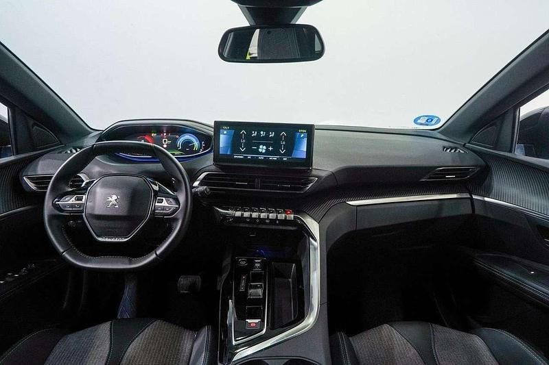 Usata Peugeot 3008 Allure 131 CV (96 kW) 2023 Nero SUV