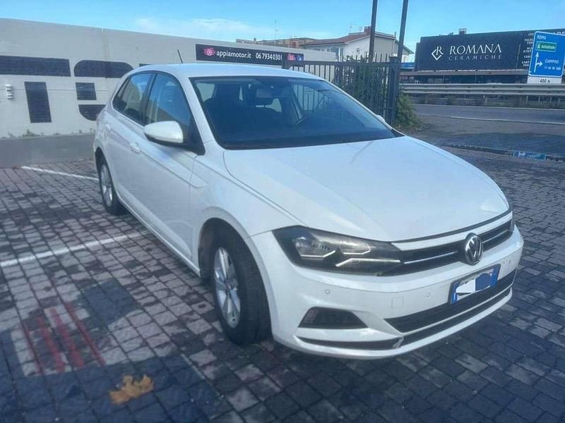 Usata VW Polo Trendline 65 CV (47 kW) 2019 Bianco Berlina