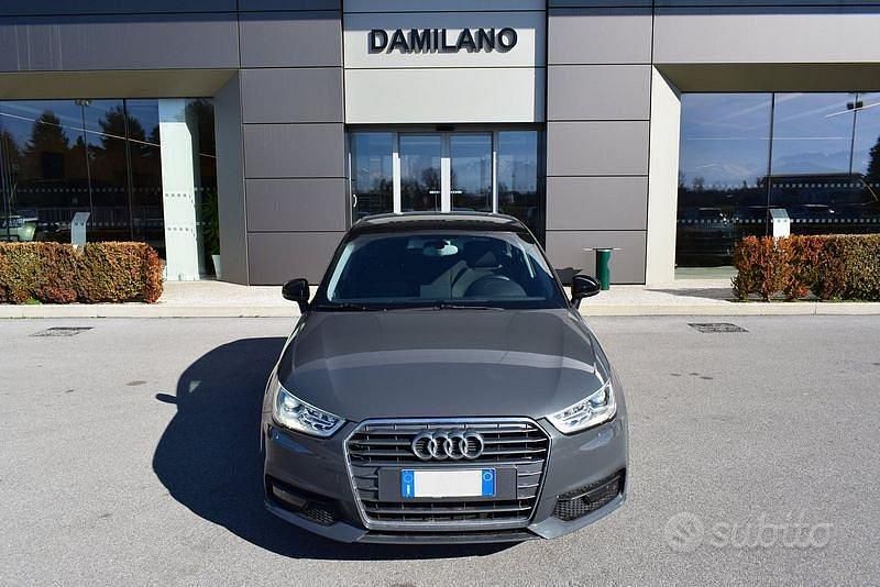 Usata Audi A1 Sportback Design 90 CV (66 kW) 2017 Grigio Utilitaria
