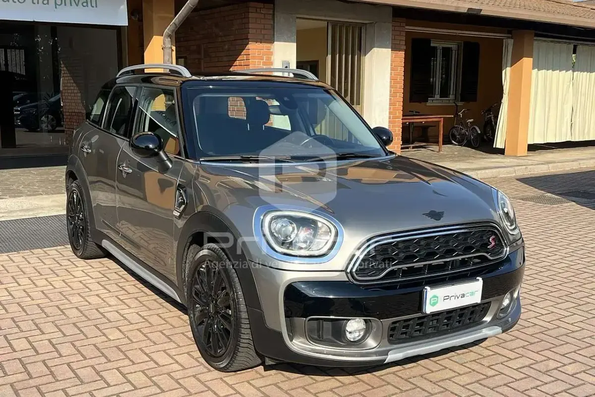 Usata Mini Cooper SD Countryman Hype 190 CV (139 kW) 2017 Grigio SUV