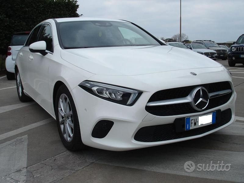 Usata Mercedes A180 109 CV (80 kW) 2019 Bianco Berlina