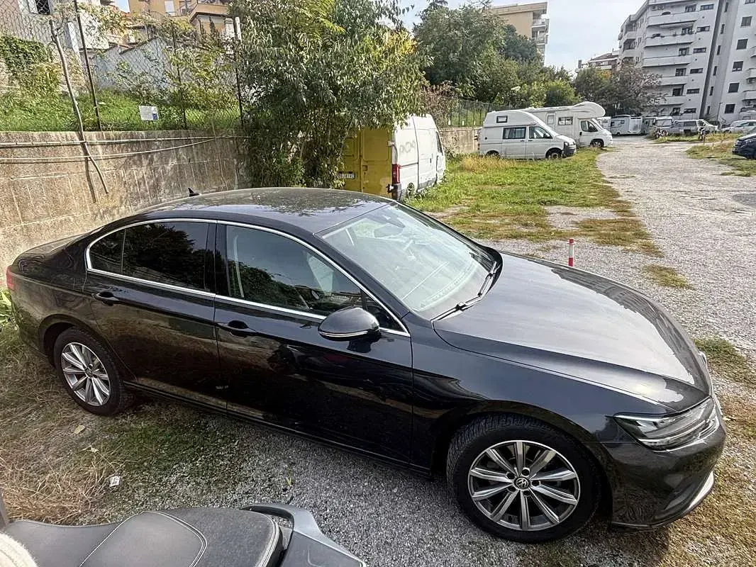 Usata VW Passat Business 120 CV (88 kW) 2019 Berlina
