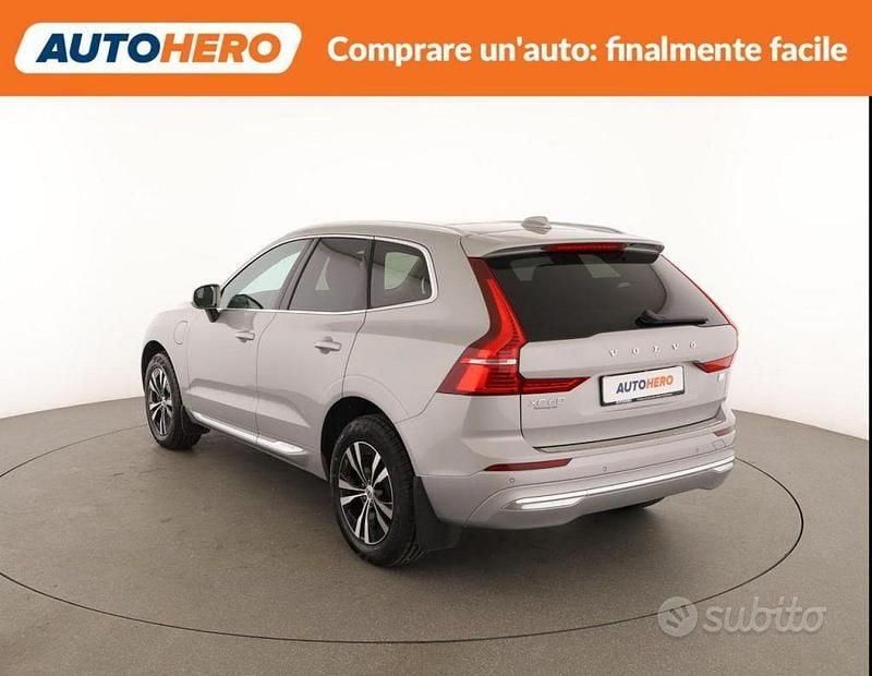 Usata Volvo XC60 253 CV (186 kW) 2023 Grigio SUV