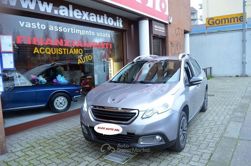Usata Peugeot 2008 Allure 82 CV (60 kW) 2015 Argento SUV