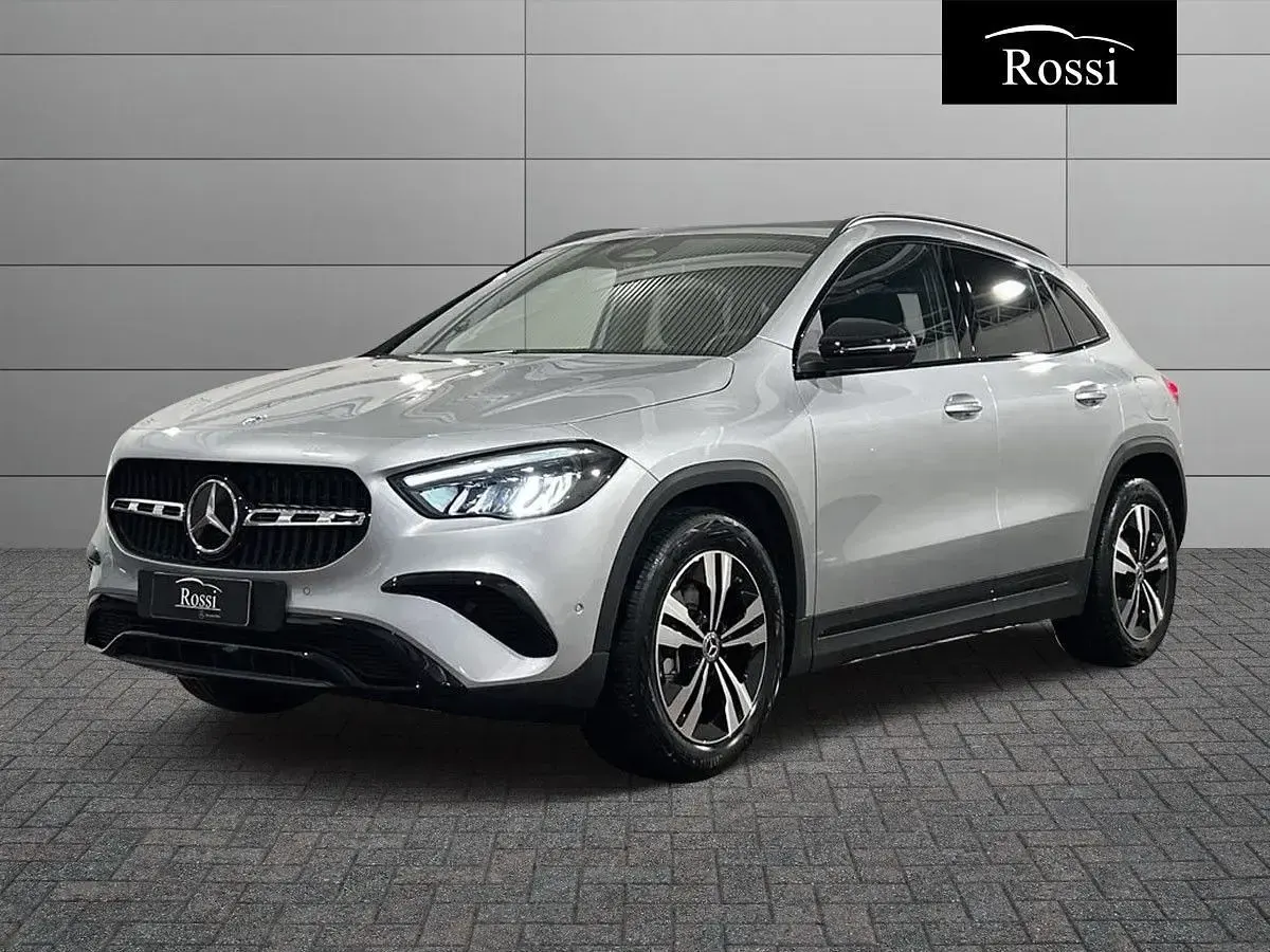 Usata Mercedes GLA200 150 CV (110 kW) 2026 SUV