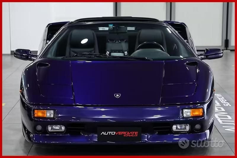 Usata Lamborghini Diablo 530 CV (389 kW) 1998 Blu Cabrio