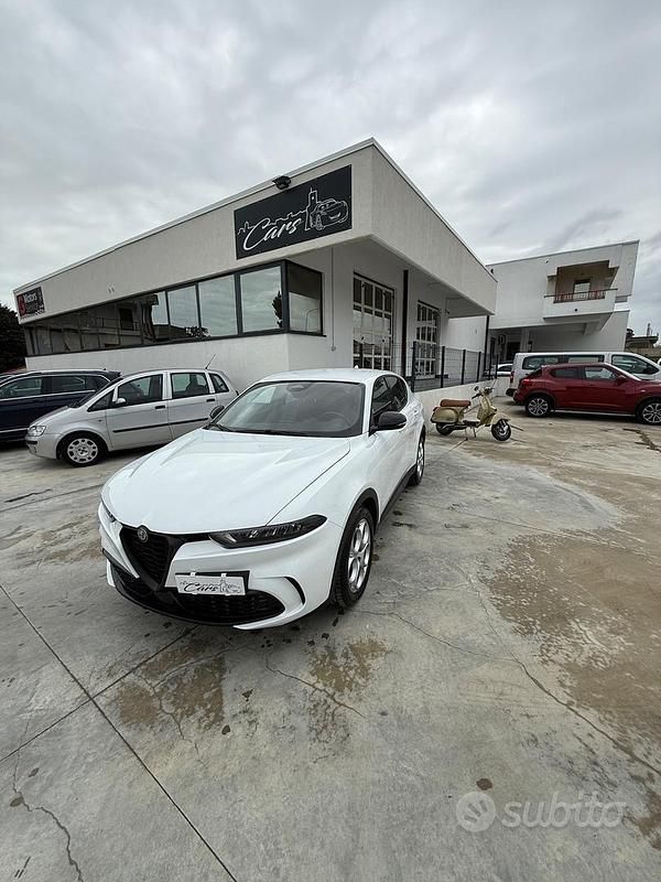Usata Alfa Romeo Tonale Sprint 130 CV (95 kW) 2023 Bianco SUV