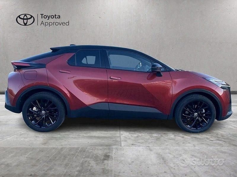 Nuova Toyota C-HR Sport 151 CV (111 kW) 2025 Arancione SUV