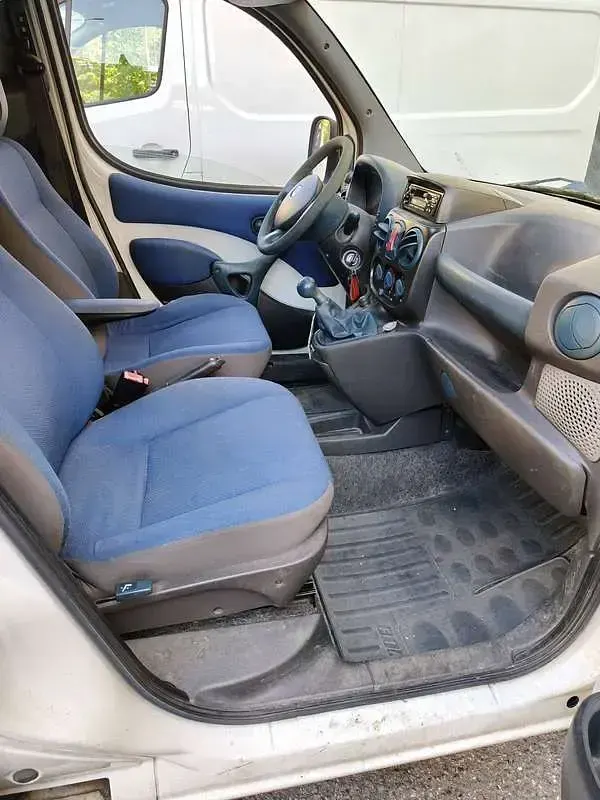 Usata Fiat Doblò 101 CV (74 kW) 2003 Bianco Monovolume