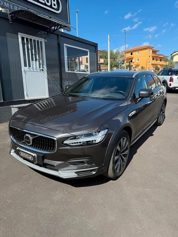 Grigio Usata 2021 Volvo V90 CC Business Edition Station wagon | 35.900 € (Cara) - Immagine 1/4