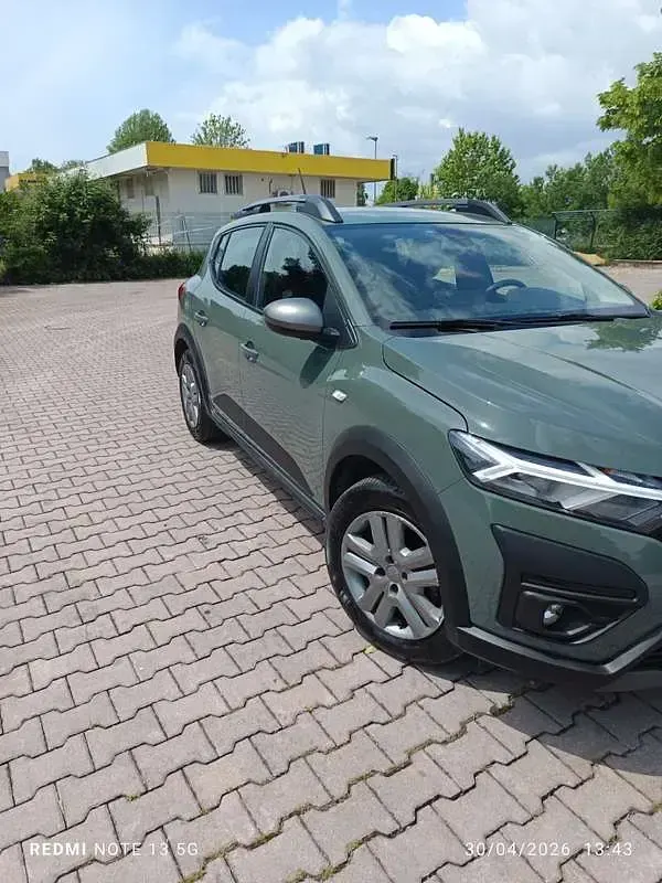 Usata Dacia Sandero Extreme 101 CV (74 kW) 2023 Verde Berlina