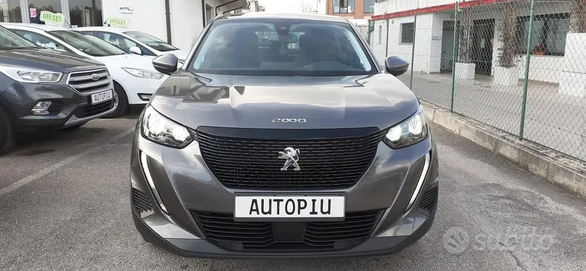 Usata Peugeot 2008 110 CV (80 kW) 2021 Grigio SUV