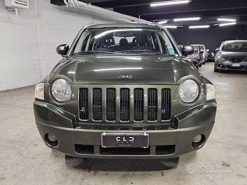Usata Jeep Compass 140 CV (102 kW) 2008 Verde SUV