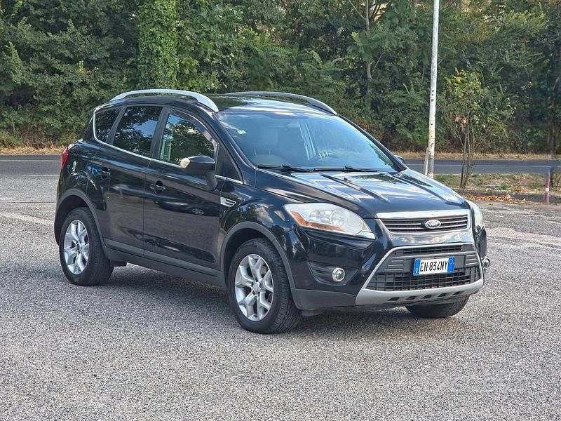 Nero Usata 2012 Ford Kuga Titanium SUV | 5900 € (Ottimo prezzo) - Immagine 1/4