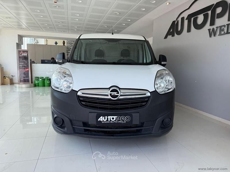 Bianco Usata 2017 Opel Combo Monovolume | 4800 € (Ottimo prezzo) - Immagine 1/4