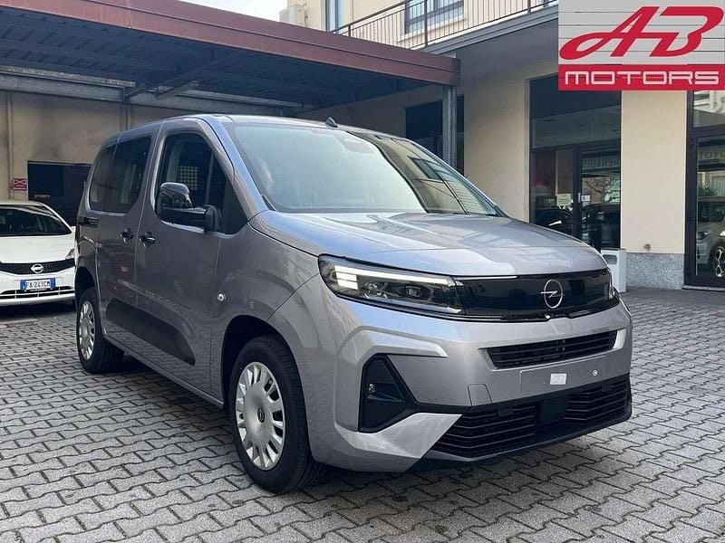 Nuova Opel Combo Life 102 CV (75 kW) 2026 Bianco Monovolume