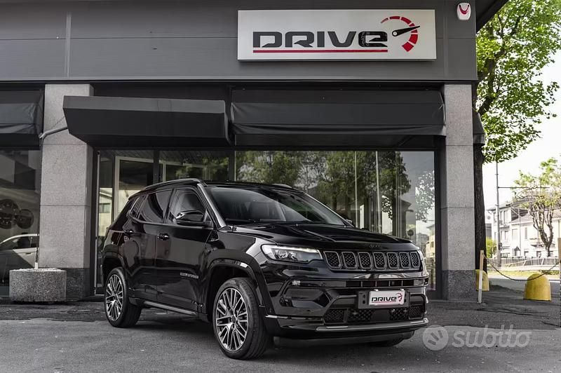 Usata Jeep Compass Summit 131 CV (96 kW) 2025 Nero SUV