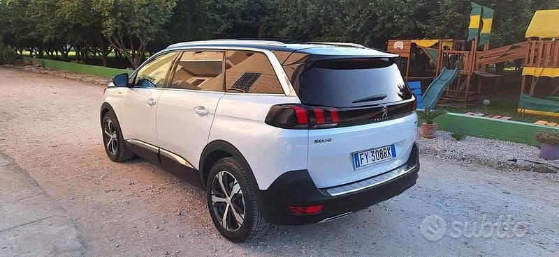 Usata Peugeot 5008 2019 Bianco Berlina