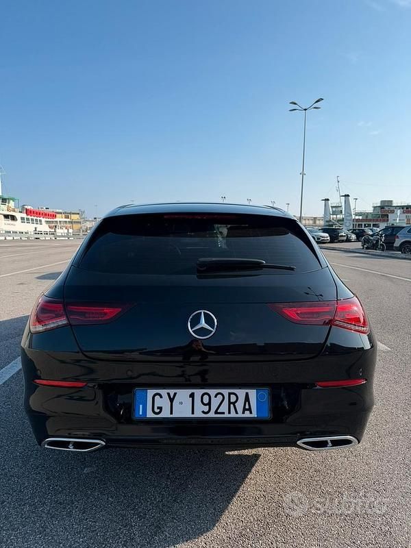 Usata Mercedes CLA200 2021 Nero Station wagon