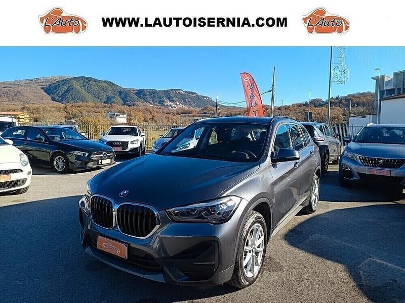 Grigio Usata 2021 BMW X1 Advantage SUV | 22.900 € (Buon prezzo) - Immagine 1/4