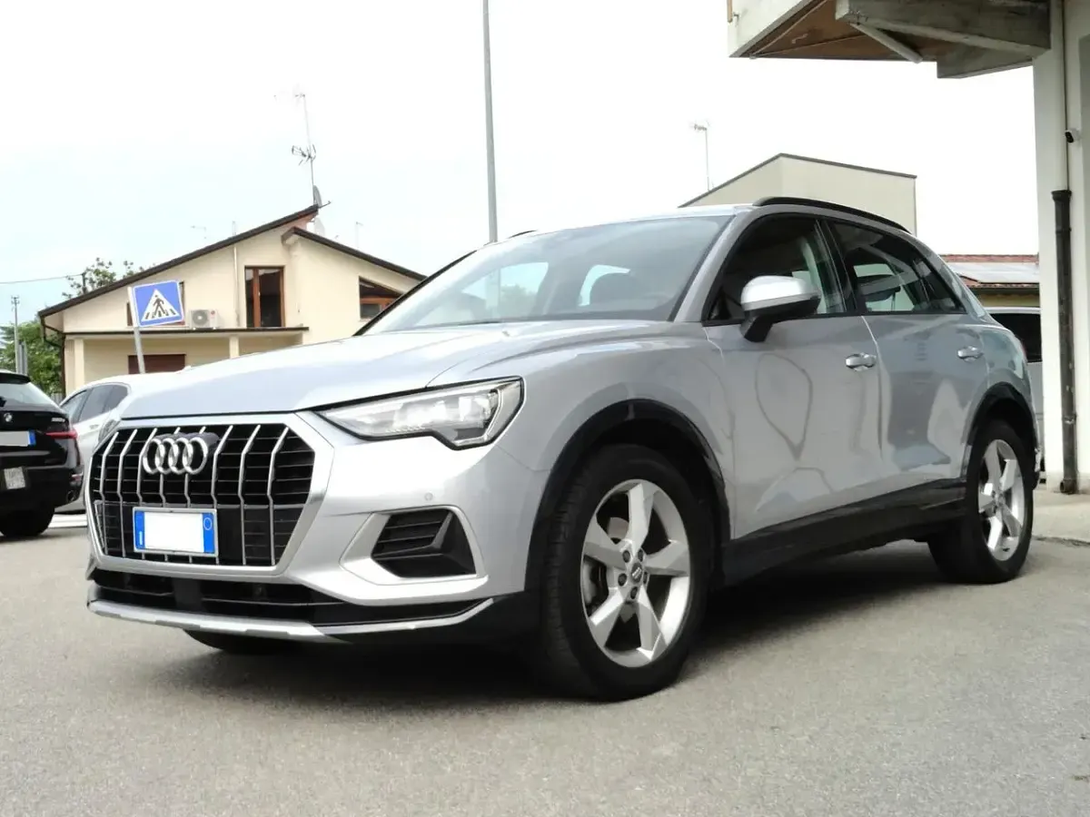 Usata Audi Q3 Advanced Plus 149 CV (109 kW) 2020 Argento SUV