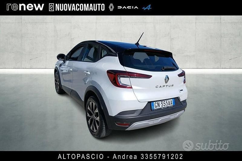 Usata Renault Captur Evolution 145 CV (106 kW) 2023 Bianco SUV