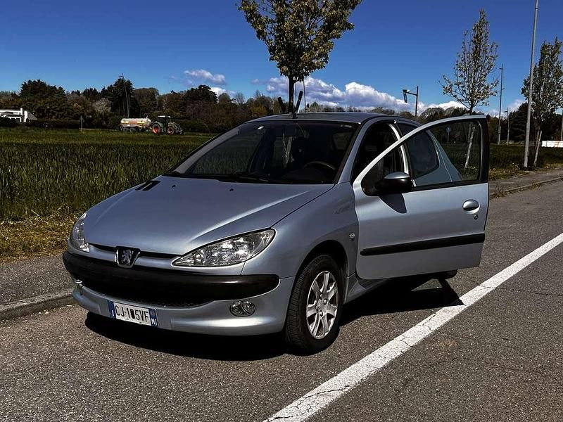 Usata Peugeot 206 75 CV (55 kW) 2003 Berlina