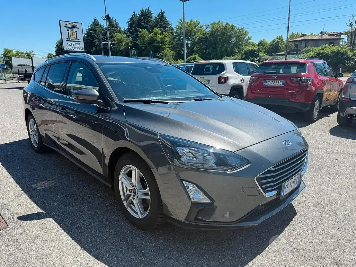 Usata Ford Focus Active 120 CV (88 kW) 2021 Grigio Station wagon