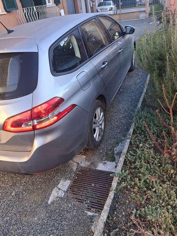 Usata Peugeot 308 SW Style 131 CV (96 kW) 2018 Station wagon