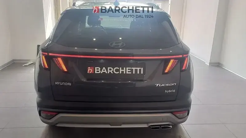 Usata Hyundai Tucson 215 CV (158 kW) 2024 Ecotronic gray pearl SUV