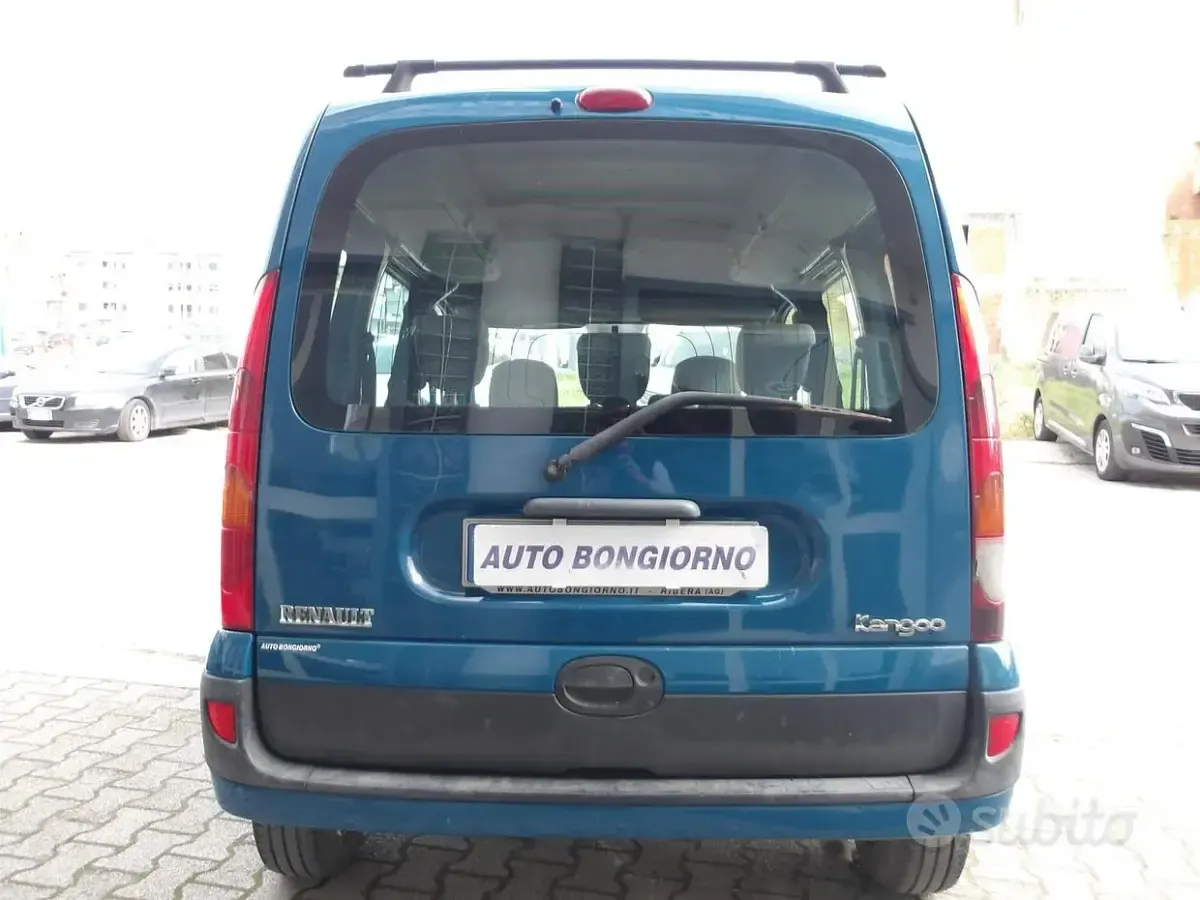 Usata Renault Kangoo 82 CV (60 kW) 2003 Verde Monovolume
