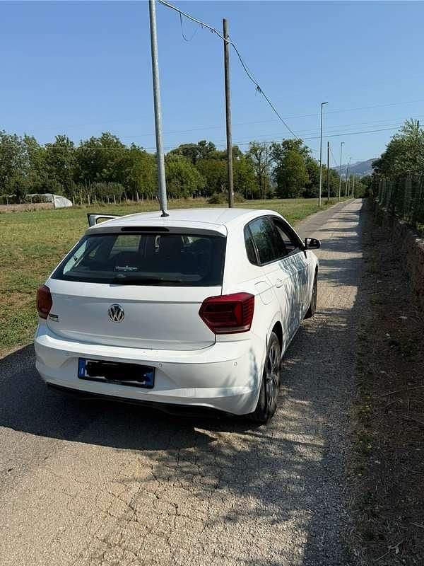 Usata VW Polo Comfortline 75 CV (55 kW) 2017 Bianco Berlina