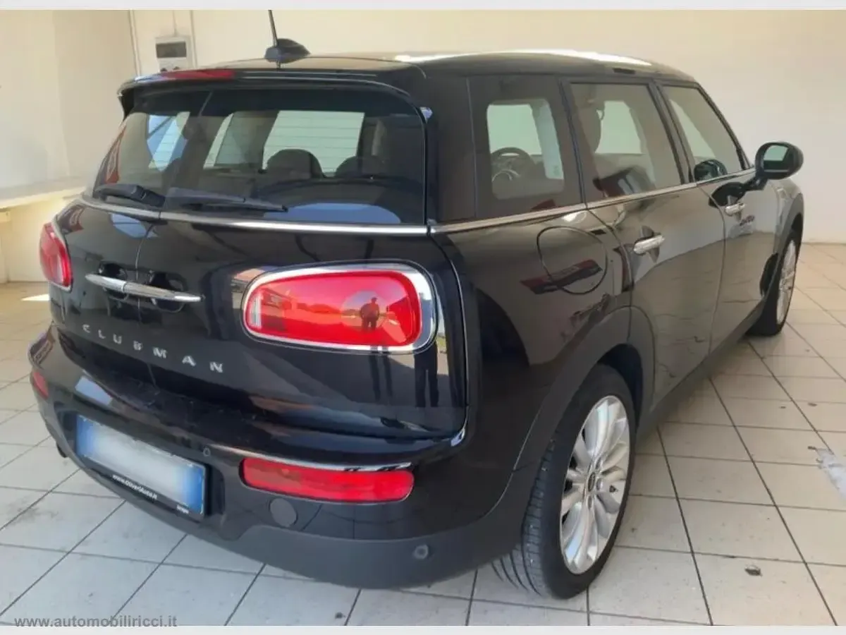 Usata Mini One Clubman 101 CV (74 kW) 2018 Nero Station wagon