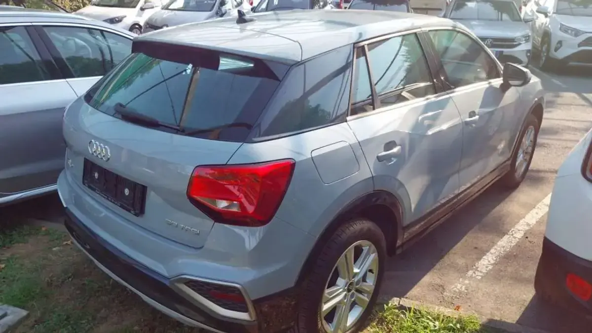 Usata Audi Q2 Advanced 110 CV (80 kW) 2024 Grigio SUV