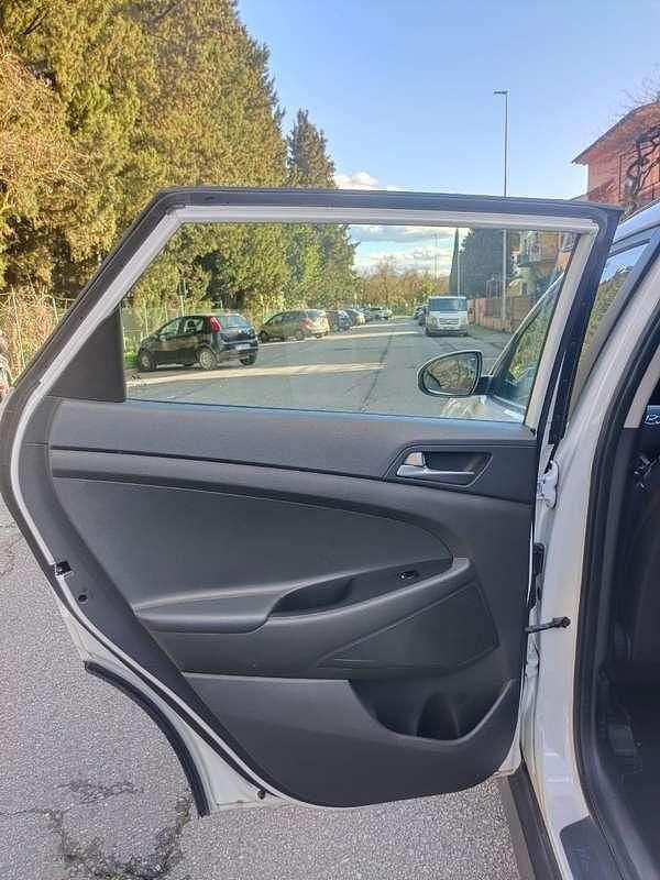 Usata Hyundai Tucson 116 CV (85 kW) 2016 Bianco SUV