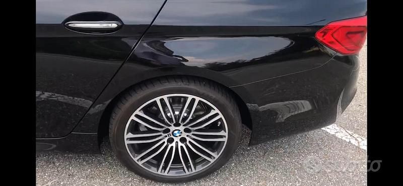 Usata BMW 520 M Sport 190 CV (139 kW) 2018 Nero Station wagon