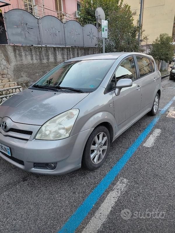 Usata Toyota Corolla Verso 2007 Monovolume