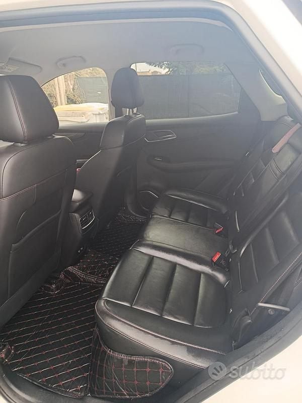 Usata MG HS Comfort 162 CV (119 kW) 2023 Bianco SUV