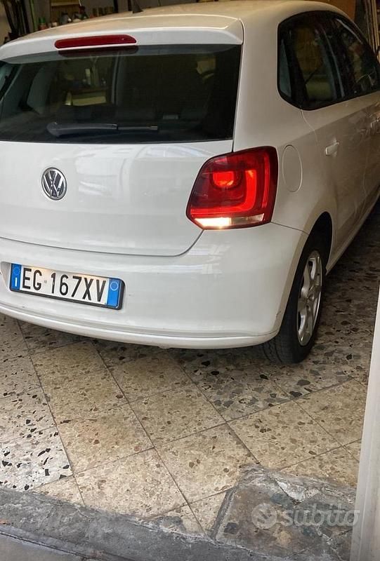 Usata VW Polo Trendline 60 CV (44 kW) 2011 Bianco Berlina