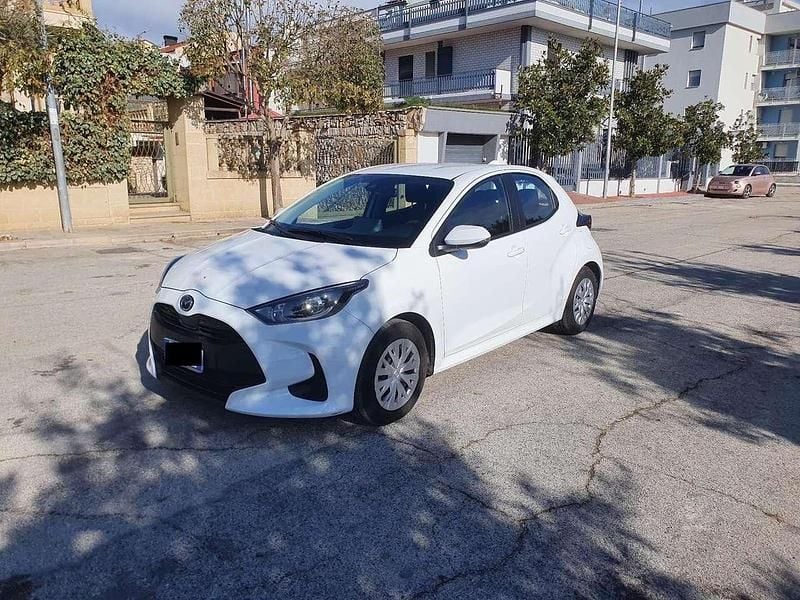 Usata Mazda 2 92 CV (67 kW) 2023 Bianco Utilitaria